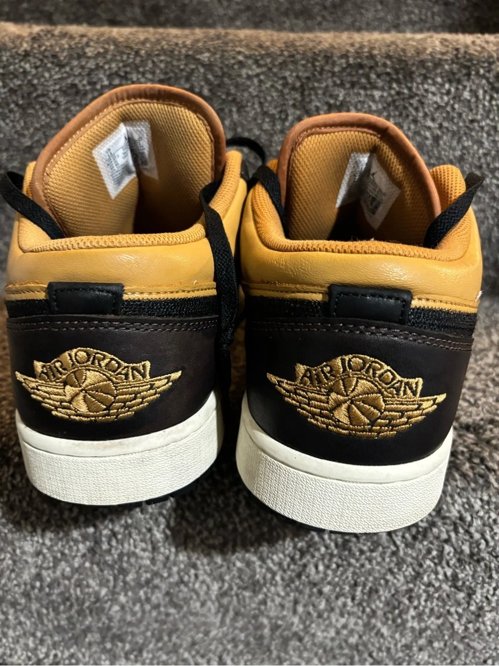Nike Air Jordan 1 Low Men's Size 13 Flax Baroque Brown